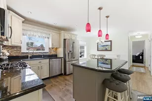 60 Belleview Ave, Butler, NJ 07405 - Photo 10