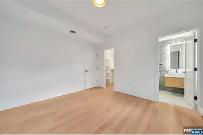 1047 Anderson Avenue A #A, Fort Lee, NJ 07024 - Photo 28