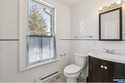 75 Prospect Street, Little Falls Township, NJ 07424 - Photo 16