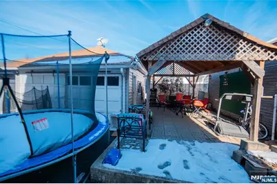912 87th Street, North Bergen, NJ 07047 - Photo 26