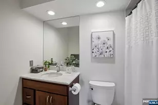 653 Richmond Ct, Ramsey, NJ 07446 - Photo 32