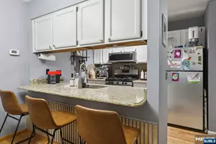 25 Willow Wood Square 25, East Rutherford, NJ 07073 - Photo 14