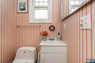 17 Mendl Terrace, Montclair, NJ 07042 - Photo 22