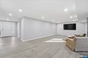 608 Covington Pl, Franklin Lakes, NJ 07417 - Photo 18