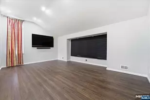 608 Covington Pl, Franklin Lakes, NJ 07417 - Photo 6