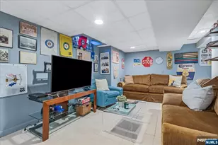 51 Afterglow Ave, Verona, NJ 07044 - Photo 30