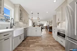 22 Elizabeth Ct, Bloomfield, NJ 07003 - Photo 10