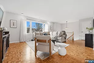 22 Elizabeth Ct, Bloomfield, NJ 07003 - Photo 4