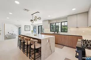 388 Freemans Ln, Franklin Lakes, NJ 07417 - Photo 14