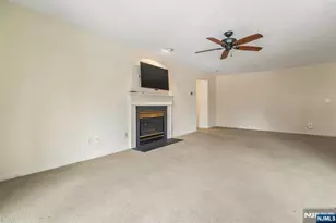 69 Turnberry Road 2, Little Falls Township, NJ 07424 - Photo 6