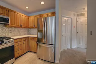 6014 Tudor Dr 6014, Pequannock Township, NJ 07444 - Photo 10