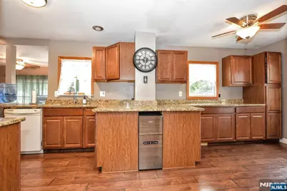 25-30 Morlot Avenue, Fair Lawn, NJ 07410 - Photo 8