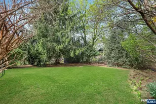 1280 Sussex Rd, Teaneck Township, NJ 07666 - Photo 32