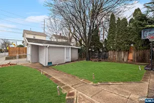 4 Banta Pl, Bergenfield, NJ 07621 - Photo 32