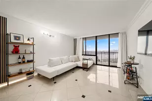 200 Winston Dr 2110, Cliffside Park, NJ 07010 - Photo 4