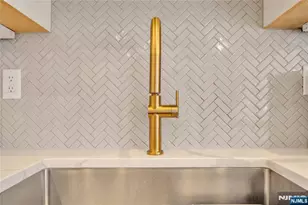 23 Legion Dr 202, Cresskill, NJ 07626 - Photo 10