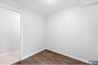 9 Godwin Avenue, Paterson, NJ 07501 - Photo 32