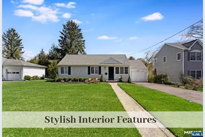 81 Delmar Avenue, Glen Rock, NJ 07452 - Photo 2