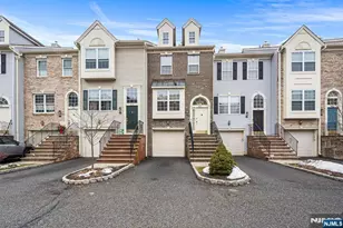 900 Somerset Ct, Ramsey, NJ 07446 - Photo 2