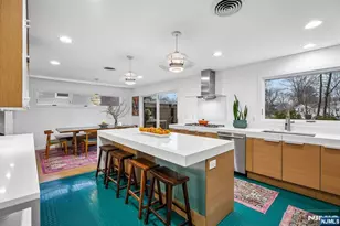 398 Grove St, Montclair, NJ 07043 - Photo 10