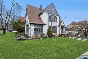 181 Mitchell St, West Orange Township, NJ 07052 - Photo 2
