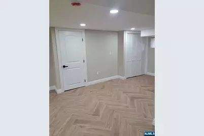 57 E Hudson Avenue, Englewood, NJ 07631 - Photo 28