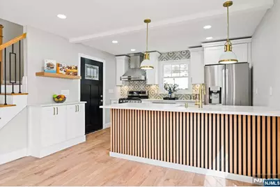 57 E Hudson Avenue, Englewood, NJ 07631 - Photo 6