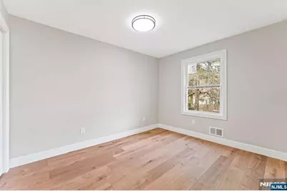57 E Hudson Avenue, Englewood, NJ 07631 - Photo 22