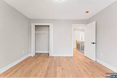57 E Hudson Avenue, Englewood, NJ 07631 - Photo 18