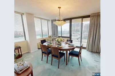 300 Winston 210 #210, Cliffside Park, NJ 07010 - Photo 4