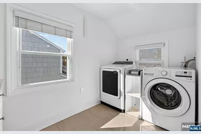 46 Elmwood Place, Millburn, NJ 07078 - Photo 26