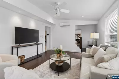 46 Elmwood Place, Millburn, NJ 07078 - Photo 10