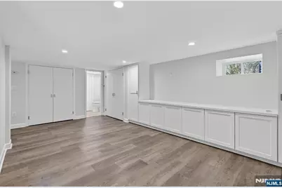 46 Elmwood Place, Millburn, NJ 07078 - Photo 32