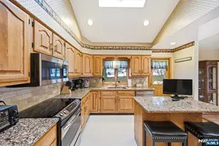 164 Leach Ave, Park Ridge, NJ 07656 - Photo 12