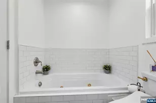 817 7th Street A, Secaucus, NJ 07094 - Photo 28