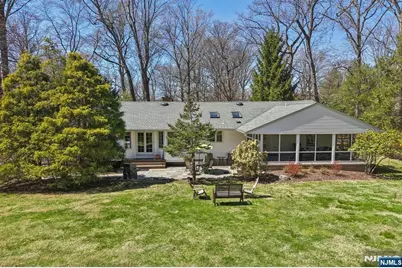 132 Dimmig Road, Upper Saddle River, NJ 07458 - Photo 2