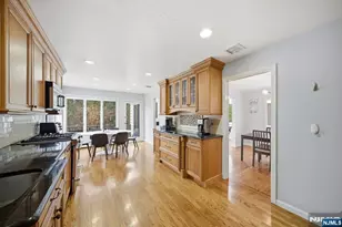 126 Sussex Rd, Tenafly, NJ 07670 - Photo 10