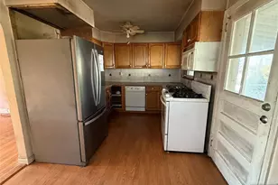 63 Raymond St, Hasbrouck Heights, NJ 07604 - Photo 4