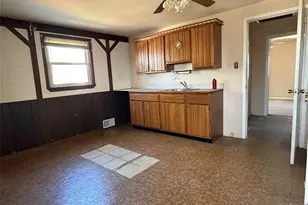 63 Raymond St, Hasbrouck Heights, NJ 07604 - Photo 8