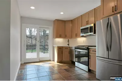 9 Sioux Avenue, Oakland, NJ 07436 - Photo 12