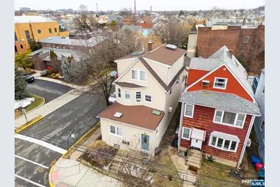 131 Paterson Avenue, Wallington, NJ 07057 - Photo 2