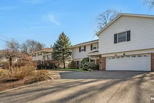 460 New Bridge Rd, Bergenfield, NJ 07621 - Photo 2