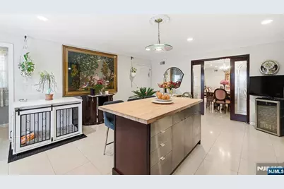 800 De Lalla Terrace, Ridgefield, NJ 07657 - Photo 8