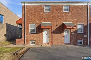 753A Broad Ave A, Ridgefield, NJ 07657 - Photo 2
