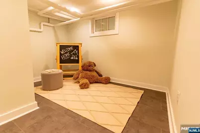 524 Upper Mountain Avenue, Montclair, NJ 07043 - Photo 8