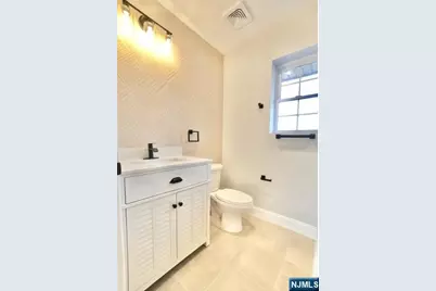 236-238 Keer Avenue, Newark, NJ 07112 - Photo 20