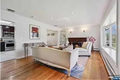 949 Oradell Avenue, Oradell, NJ 07649 - Photo 2