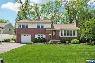949 Oradell Avenue, Oradell, NJ 07649 - Photo 1