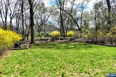 16 Wilson Terrace, Waldwick, NJ 07463 - Photo 24