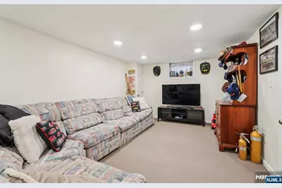 2 White Oak Lane, Wayne, NJ 07470 - Photo 22